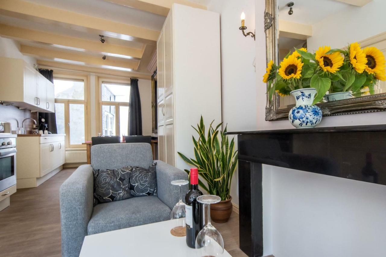 The Blue Stairs Bed & Breakfast อัมสเตอร์ดัม ภายนอก รูปภาพ