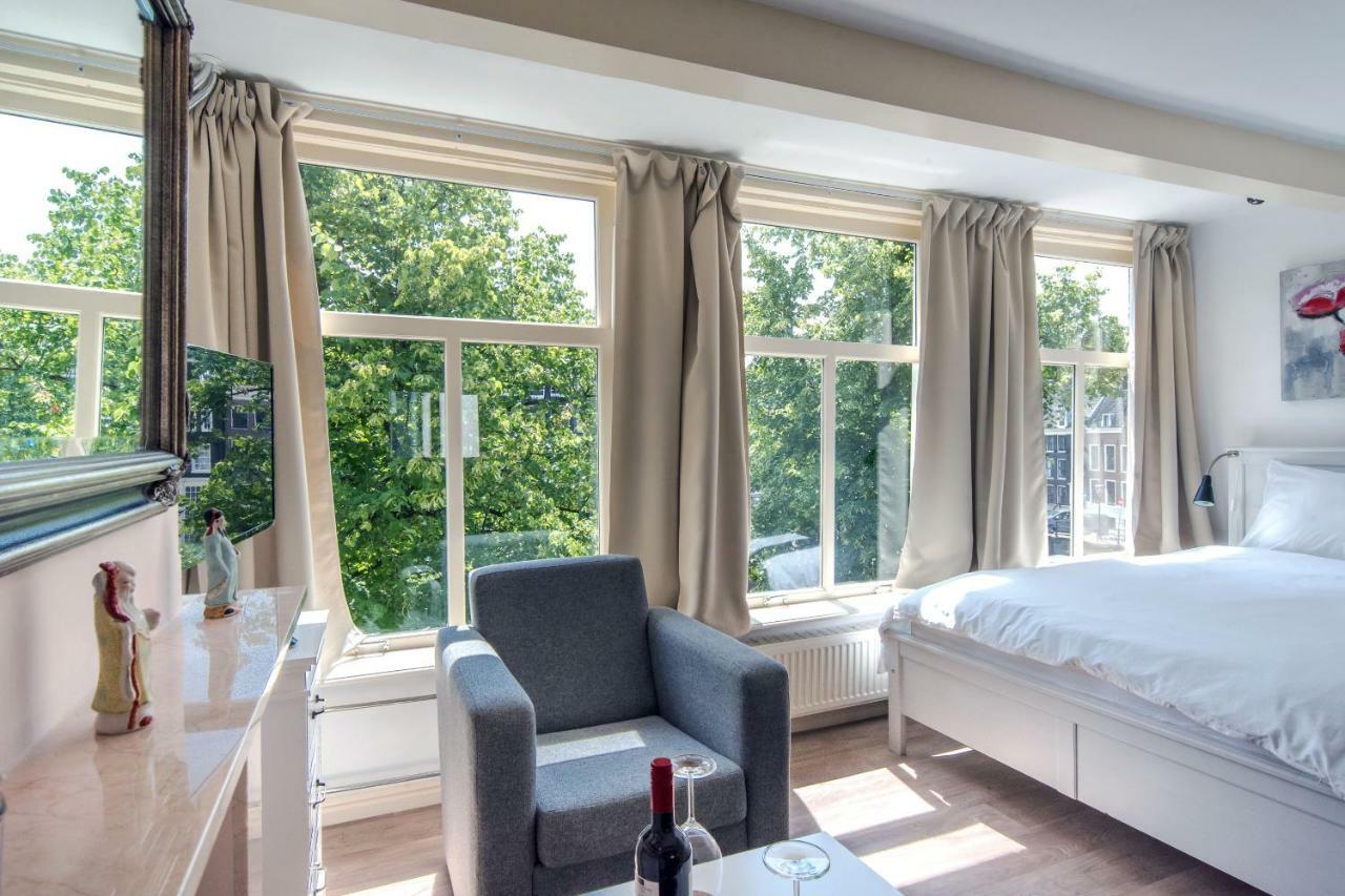 The Blue Stairs Bed & Breakfast อัมสเตอร์ดัม ภายนอก รูปภาพ
