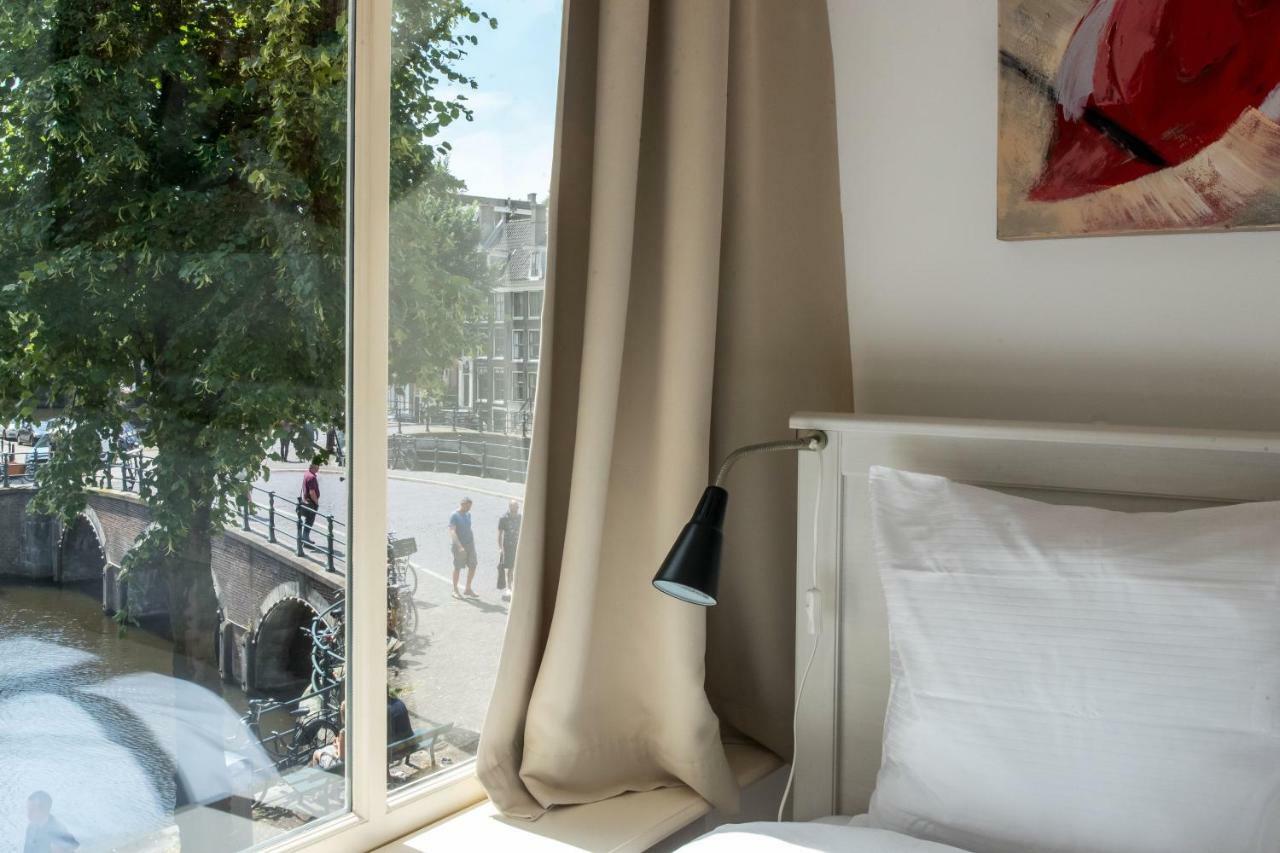 The Blue Stairs Bed & Breakfast อัมสเตอร์ดัม ภายนอก รูปภาพ